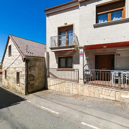 Fantastico Junto Al Mar By *