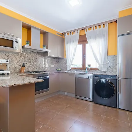 Fantastico Junto Al Mar By 度假居